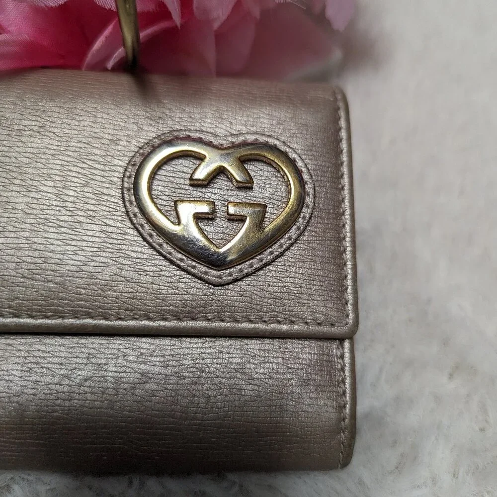 Gucci Lovely Interlocking Hearts Metallic Tan Long Leather Wallet - Picture 2 of 10